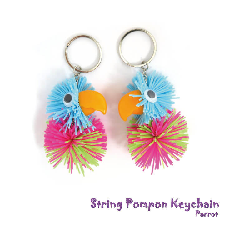 String Pompon Keychain Parrot Y4-F940